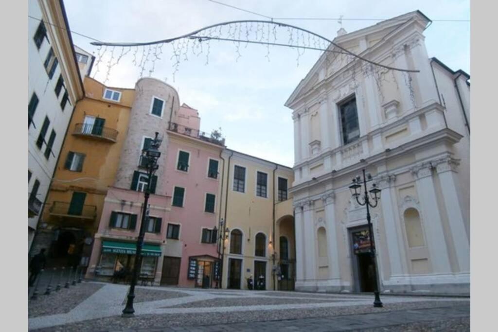 Studio Loft In The Center Sanremo For 3 People Luaran gambar